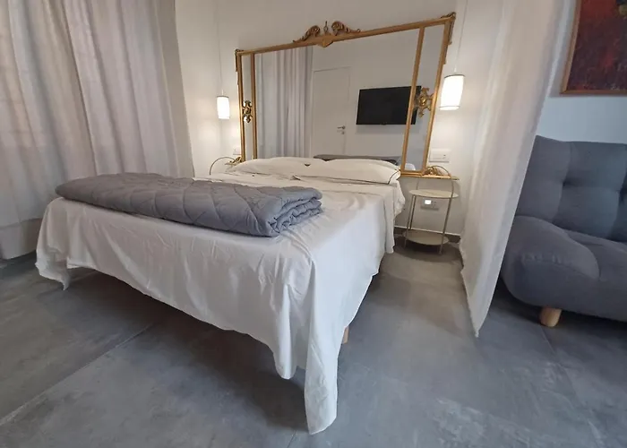 Appia Suite Apartament - Loft Con Giardino